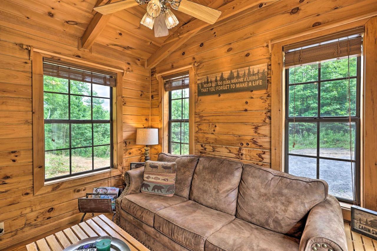 Quaint Log Cabin With Views Near West Jefferson Warrensville Zewnętrze zdjęcie