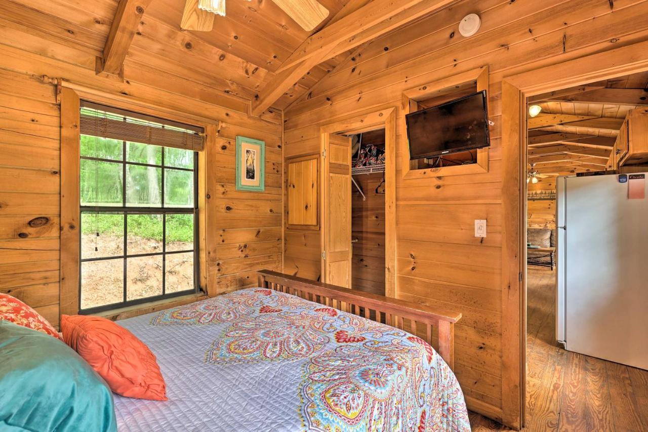 Quaint Log Cabin With Views Near West Jefferson Warrensville Zewnętrze zdjęcie